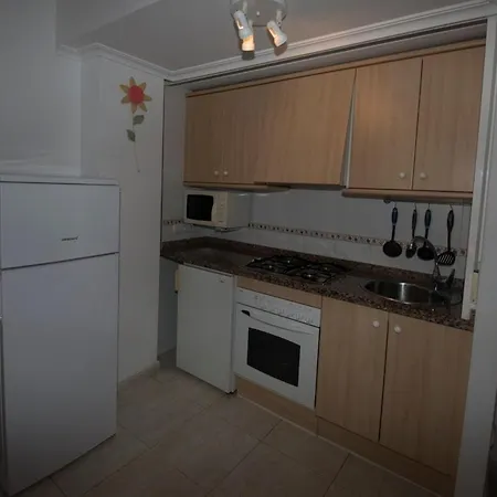 Coral Beach 37B - Apartment On The Beach, Calpe * Calp
